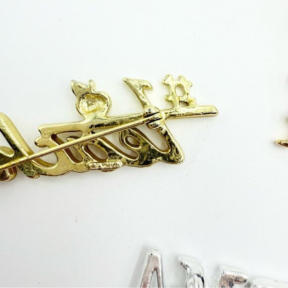 Vintage Grandma Teacher Mom Noel Dangle Brooches Lot KIS - Picture 9 of 10